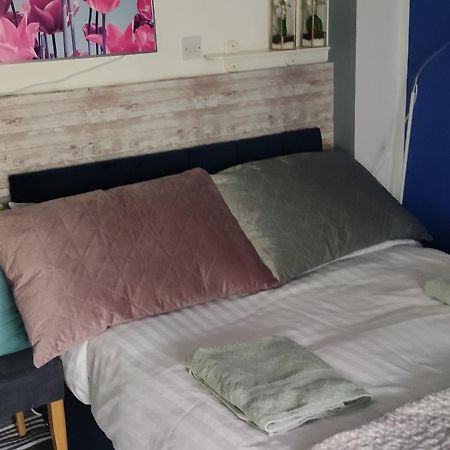 Joanna'S Studio , Key Locker By Whatsapp Own Entrance, Own Bathroom Youghal Esterno foto