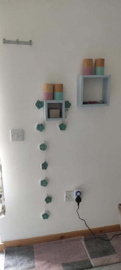 Joanna'S Studio , Key Locker By Whatsapp Own Entrance, Own Bathroom Youghal Esterno foto