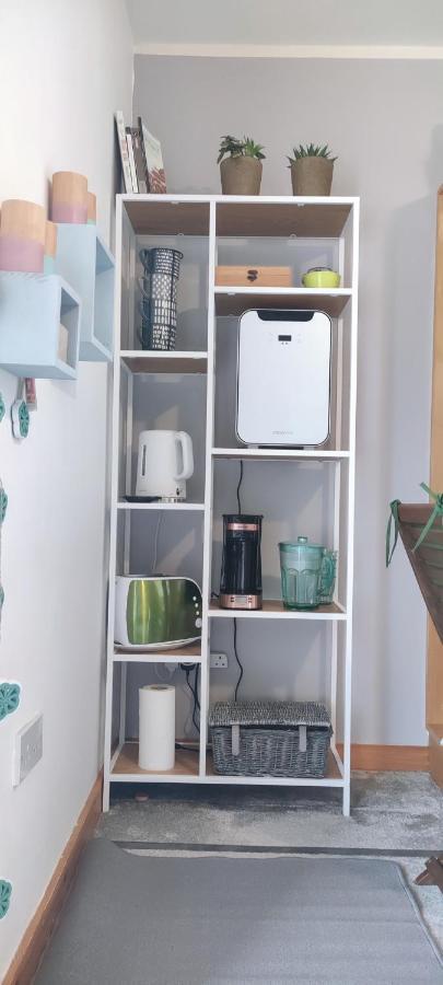 Joanna'S Studio , Key Locker By Whatsapp Own Entrance, Own Bathroom Youghal Esterno foto