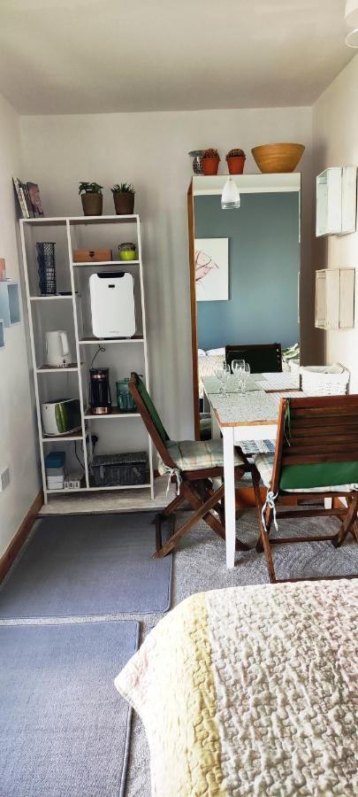 Joanna'S Studio , Key Locker By Whatsapp Own Entrance, Own Bathroom Youghal Esterno foto