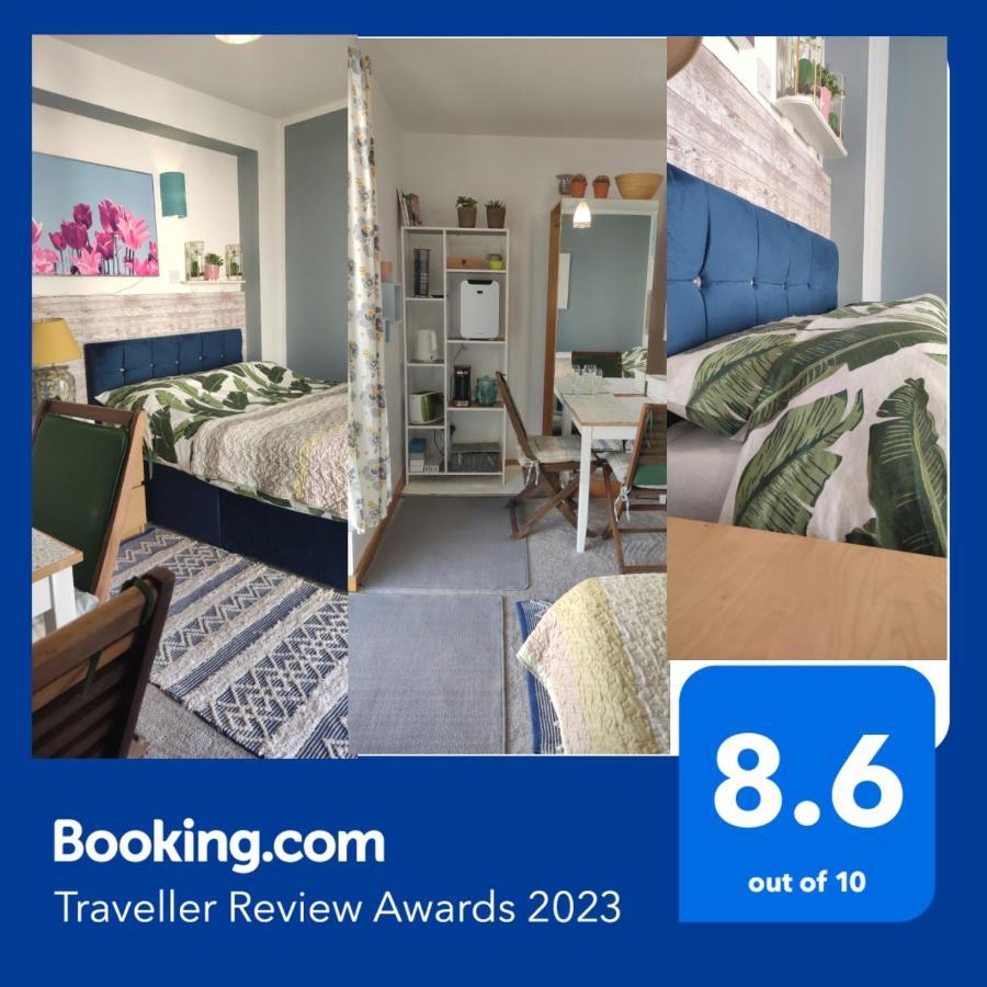 Joanna'S Studio , Key Locker By Whatsapp Own Entrance, Own Bathroom Youghal Esterno foto